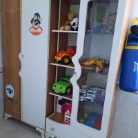 تخت وکمدبچه