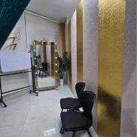 اتاق وصندلی دربزرگترین مرکزآموزشی وسالن زیبایی|خدمات آموزشی|تهران, اقدسیه|دیوار