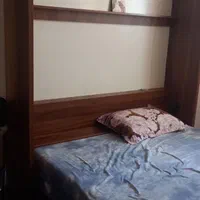 تخت دونفره کم جا به همراه کمد|تخت و سرویس خواب|تهران, عباسی|دیوار