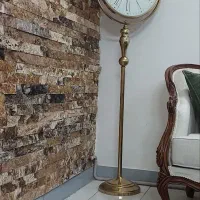 ساعت ایستاده فلزی