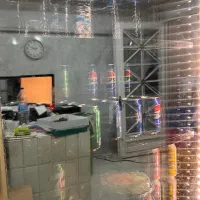 ظرفشور وسط کار پیک موتوری و ساده رستوران عظیمیه