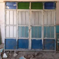 درب و پنجره آهنی