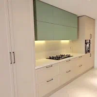 کابینت مدرن آرادوودباطراحی اختصاصی ونصب رایگان