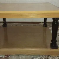 یک عدد میز عسلی ام دی آف کاملآ نو