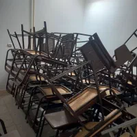 تعداد ۱۰۰ عدد صندالی محصلی|صندلی و نیمکت|خمینی‌شهر, |دیوار