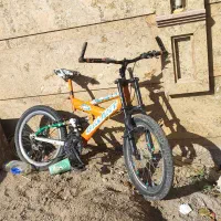 دوچرخه 26|دوچرخه، اسکیت، اسکوتر|میانه, |دیوار