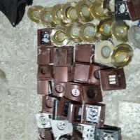تعدادی پریز با هالوژن همه سالم