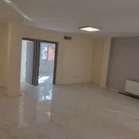 82متر دفترکار بر خیابان اصلی