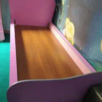 تخت نوجوان( کارکرده)