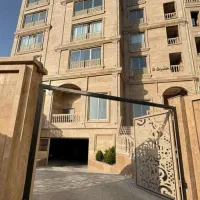 رازی // ۱۱۷ متر // مرکز شهر