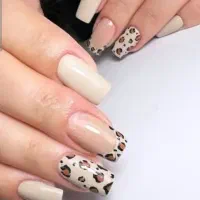 خدمات تخصصی ناخن