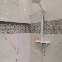 کارساختمانی ،کاشی‌کاری، موزائیک، سیمانکاری