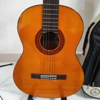 گیتار YAMAHA C70|گیتار، بیس، امپلیفایر|گرگان, |دیوار