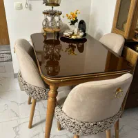 میز ناهار خوری ۴نفره