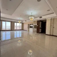 ۱۶۰ متر - شهرک غرب - مشاعات دار - ویو دار - ۱۰ساله