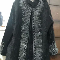 تعدادی‌لباس‌مردانه‌‌وزنانه