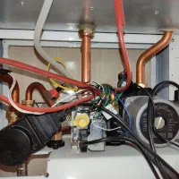 تعمیر و نصب پکیج و آبگرمکن و لوله کشی|خدمات پیشه و مهارت|اردبیل, |دیوار