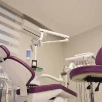 استخدام دستیار دندانپزشک