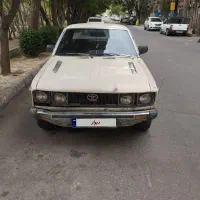 تویوتا کارینا