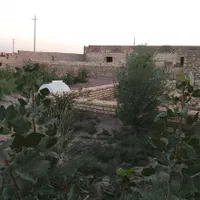 قلعه‌و‌باغچه‌در‌روستای‌سراجه|فروش زمین و ملک کلنگی|قم, سراجه|دیوار