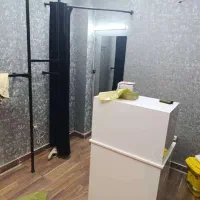 ویترین و دکوراسیون فروشی داخل مغازه