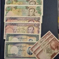 چند جفت اسکناس