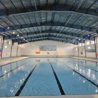 کفشدار آقایان جهت استخر شهدای ورزشکار