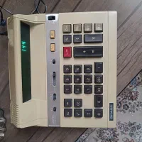 ماشین حساب کلکسیونی تمیز و سالم. ژاپنی