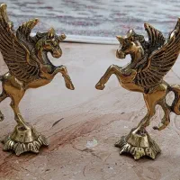 اسب بال دار برنز زیبا