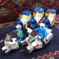 اسباب بازی بچه قدیمی موتور پلیس قطار