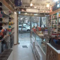 فروشنده خانوم جهت لوازم آرایشی با محیط کاری مناسب