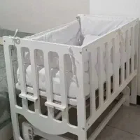 تخت گهواره ای بامتعلقات