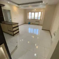 آپارتمان-با-حیاط-دربست