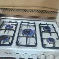 گازطرح فر کارکرده شعله هاش همه سالمه|اجاق گاز و لوازم برقی پخت‌وپز|مشهد, پورسینا|دیوار