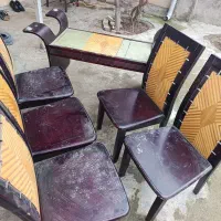 میز غذا خوری  6نفره  و جلو مبل عسلی شیشه ای