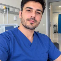 کمک پرستار هستمو مراقب از سالمندان و امور منزل