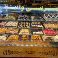 استخدام فوری فروشنده حرفه ای در شیرینی پزی