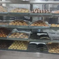 استادکار شیرینی پزی