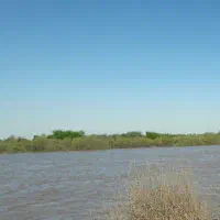 ویلایی500متردارای3مغازه-باموقعیت-خوب-قیمت-استثنائی