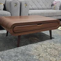 میز عسلی وسط کاملا مشابه نو به علت کمبودجا میفروشم