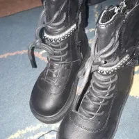 کفش و چکمه نو