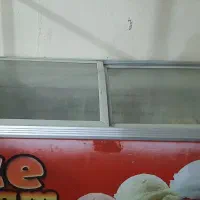 فروش فوری وسایل شامل فریزر بستنی و مبل و میز اداری|فروشگاه و مغازه|بندرعباس, |دیوار