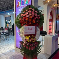 تاج گل تحویل داخل نمایشگاه سئول شهر آفتاب دسته گل|گل و گیاه طبیعی|تهران, ولنجک|دیوار