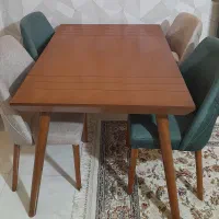 میز غذاخوری ۴ نفره