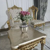 گل و گلدان