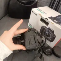 دوربین کنون 700d|دوربین عکاسی و فیلم‌برداری|شیراز, شهرک قمشه|دیوار