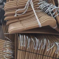 فروش زیر قیمت تمام تجهیزات پوشاک فروشی