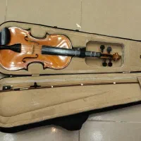 سازویولون در حد نو کم کار|ویولن|سقز, |دیوار
