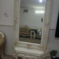 اینه ومیز
