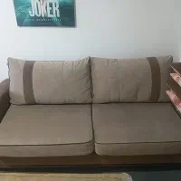 یک عدد مبل دو نفره